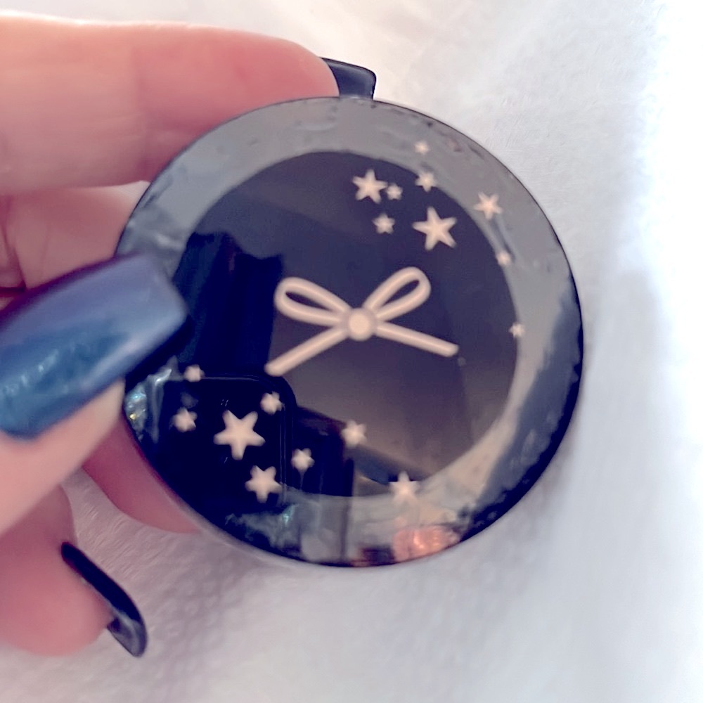 Ciate London Extraordinary Translucent Setting Powder - Picture 4 of 9